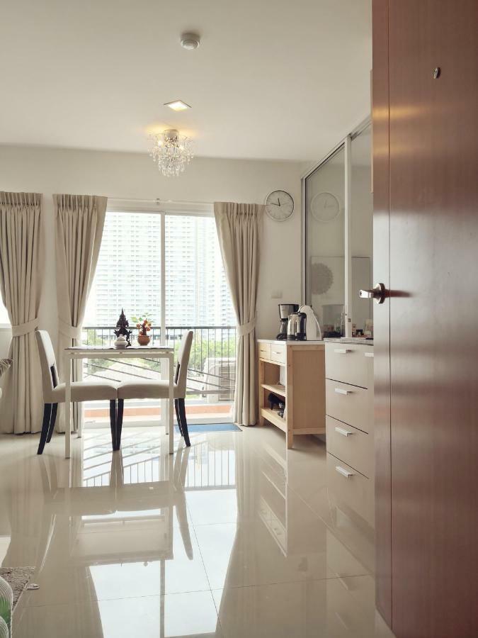 Trio Gems Condo Pattaya, Thailand Praia de Jomtien Exterior foto