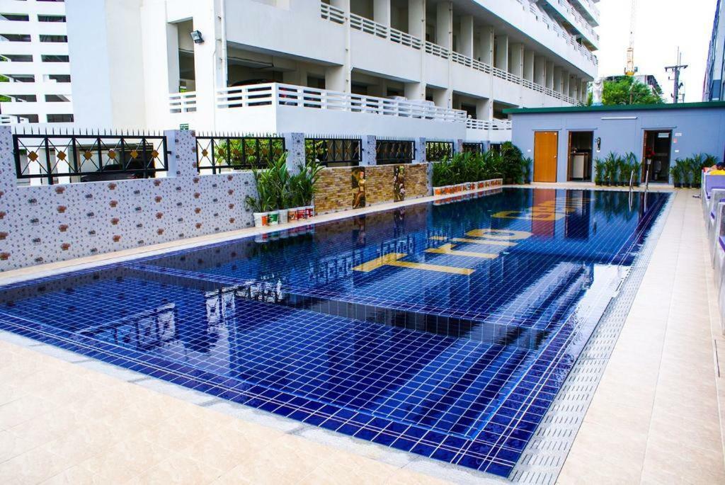 Trio Gems Condo Pattaya, Thailand Praia de Jomtien Exterior foto